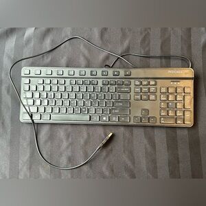 Insignia keyboard black usb with cord